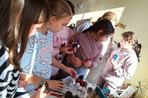 КОЛЕДНА РАБОТИЛНИЦА ЗА ДЖУДЖЕТА